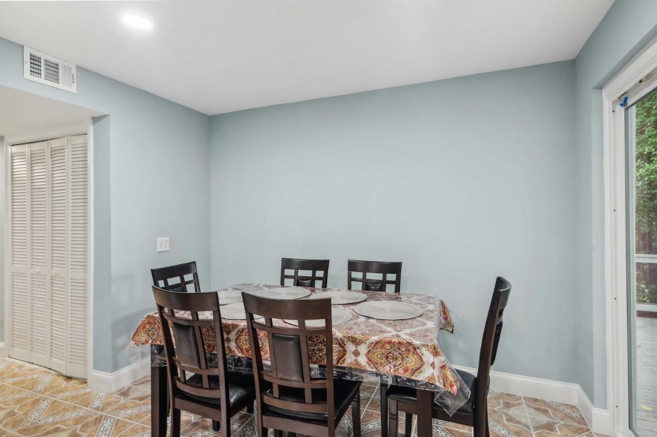 Pet-Friendly Mount Rainier Home With Gas Grill! Exterior foto