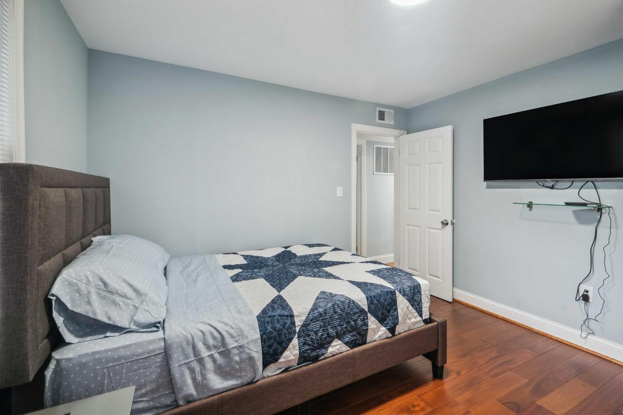 Pet-Friendly Mount Rainier Home With Gas Grill! Exterior foto